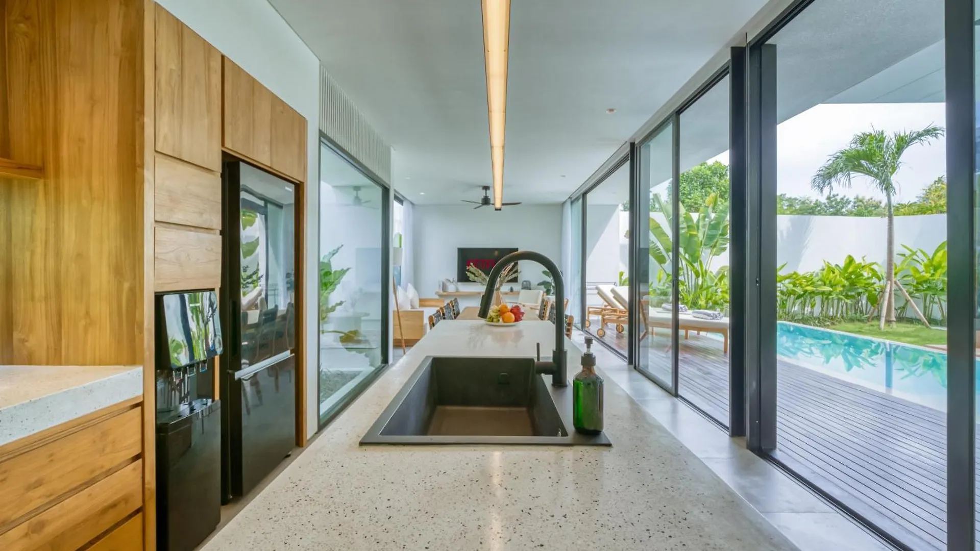 Luxury Industrial-Style 2Br Villa Kirma 2 Near The Beach Canggu