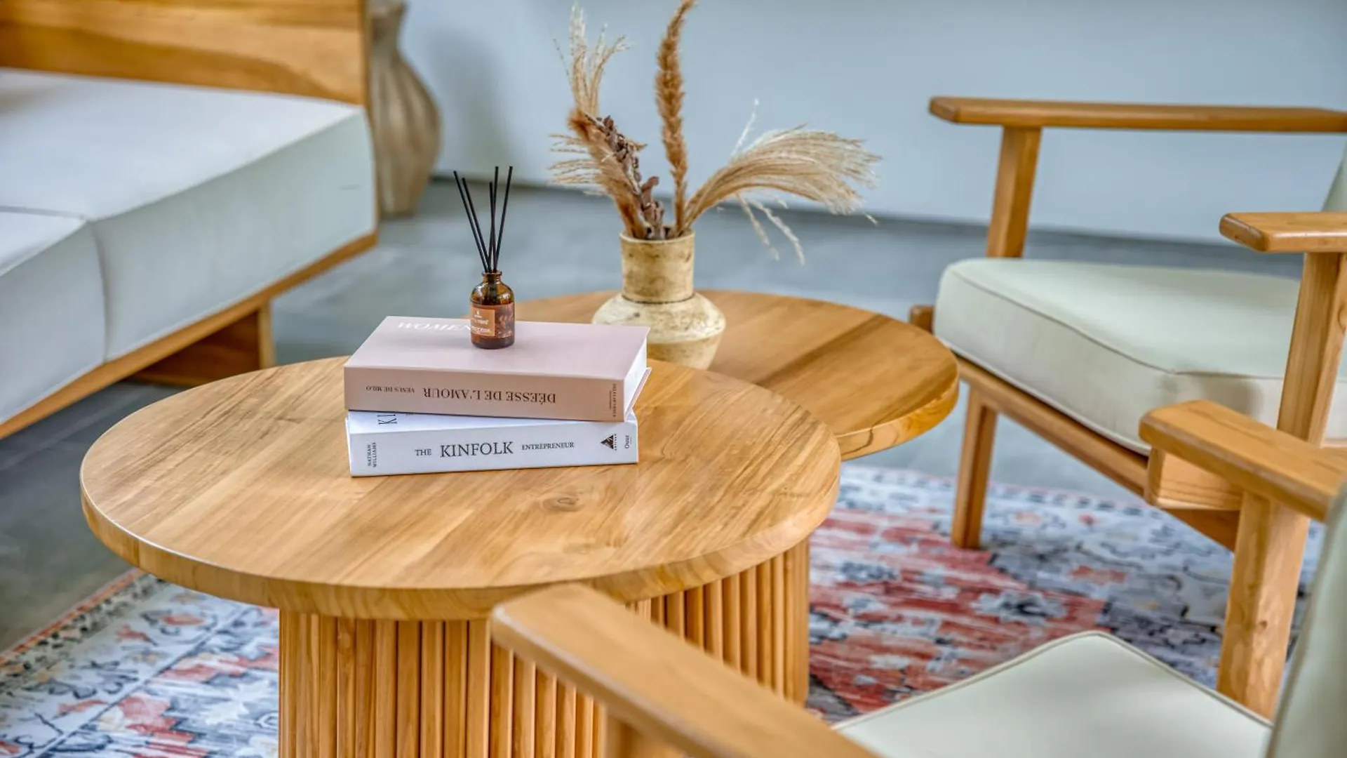 Luxury Industrial-Style 2Br Villa Kirma 2 Near The Beach Canggu