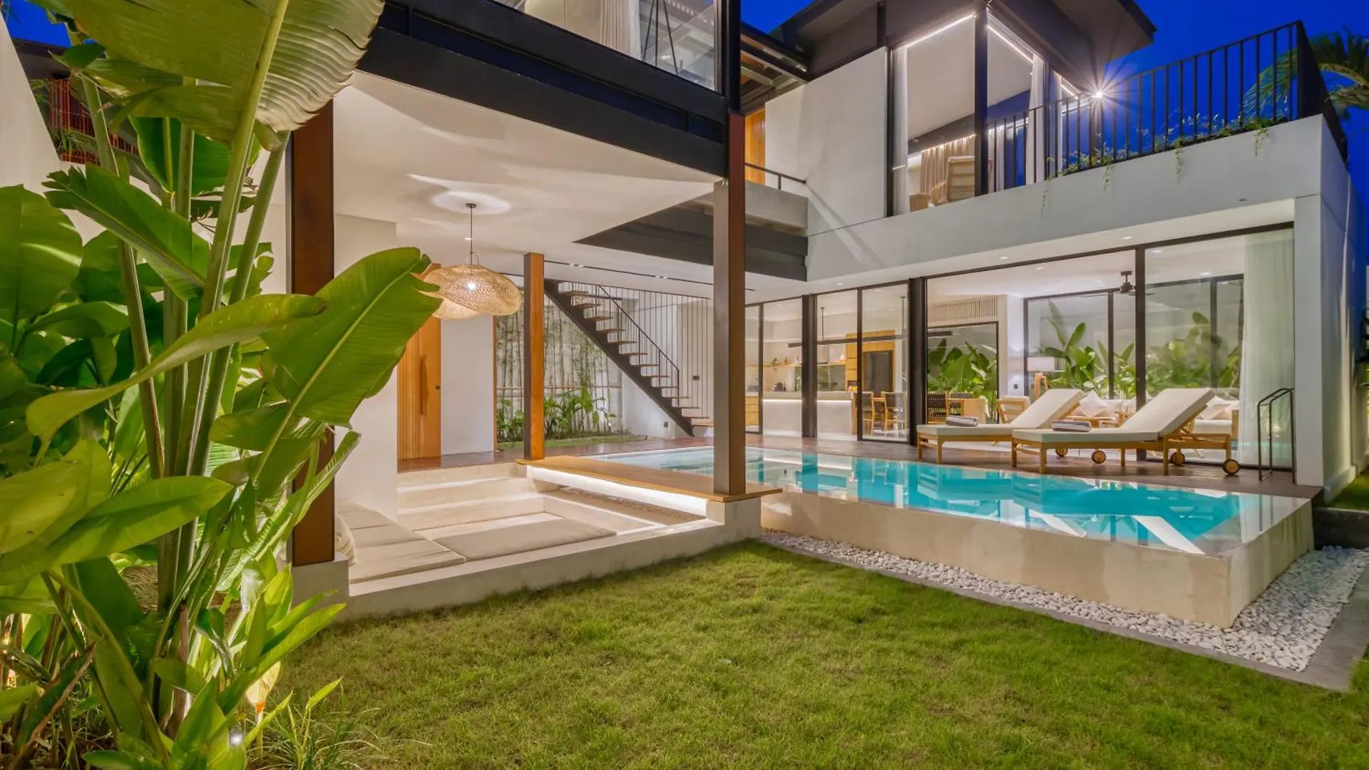 Luxury Industrial-Style 2Br Villa Kirma 2 Near The Beach Canggu  Indonesia