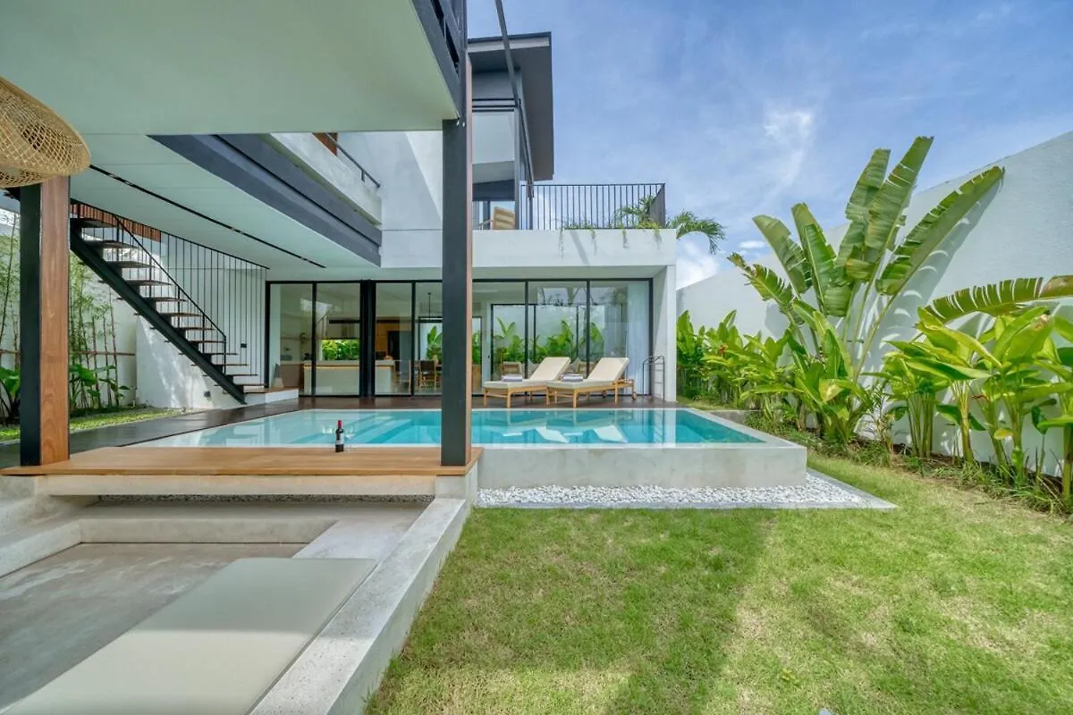 Luxury Industrial-Style 2Br Villa Kirma 2 Near The Beach Canggu