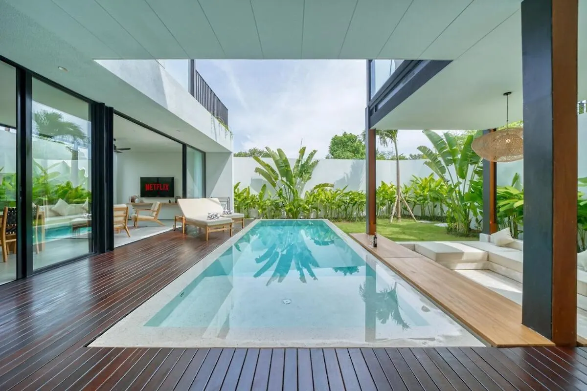 Luxury Industrial-Style 2Br Villa Kirma 2 Near The Beach Canggu   Canggu (Bali)