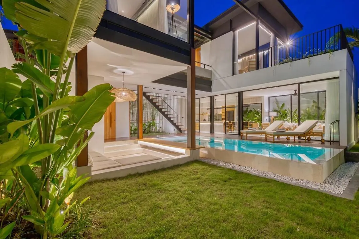 Luxury Industrial-Style 2Br Villa Kirma 2 Near The Beach Canggu  Indonesia